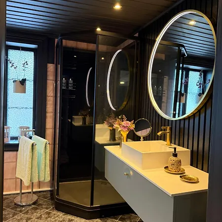 Monas Sommerresidens Midt I Hjertet Av *