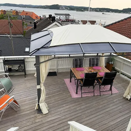 Monas Sommerresidens Midt I Hjertet Av Apartment *